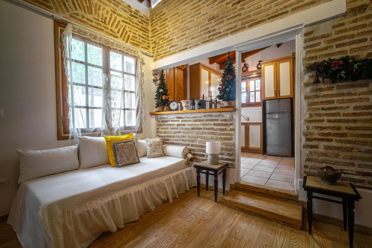 Luxurious Villa At Mets Афины Экстерьер фото
